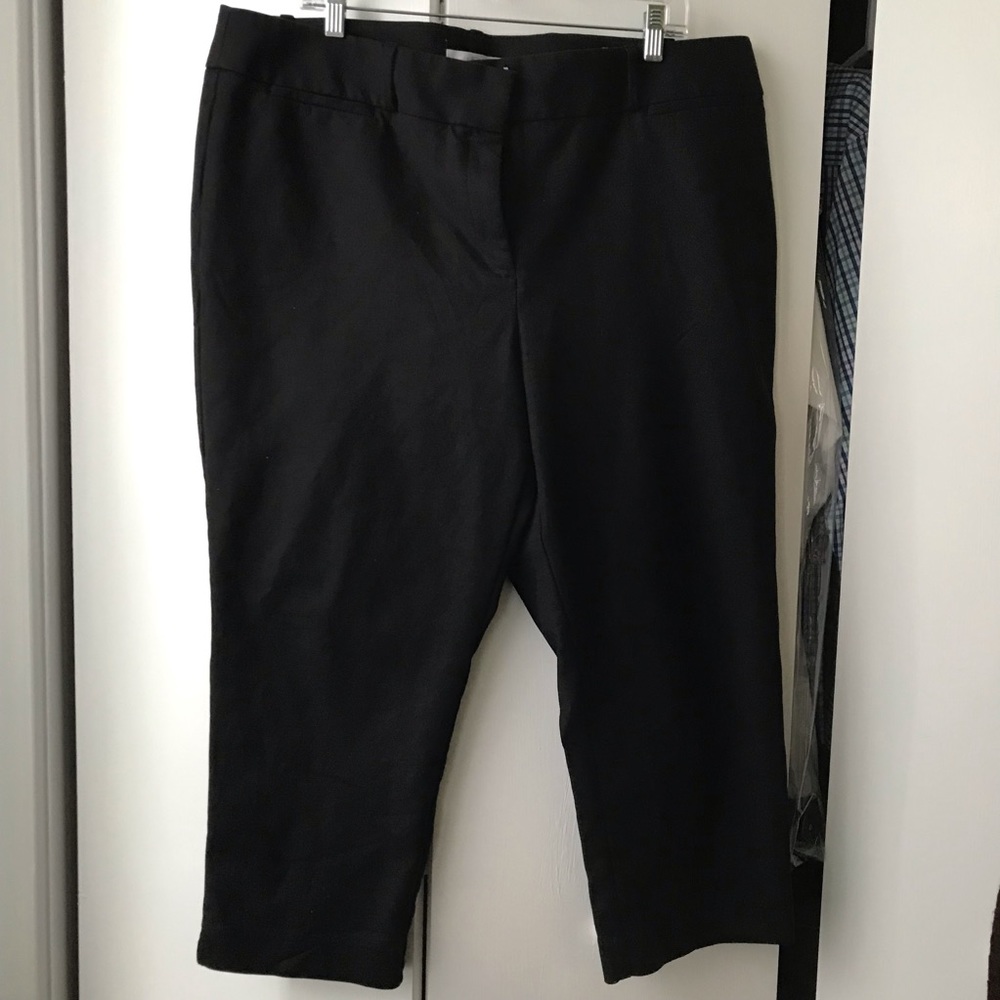 Loft Julie cropped pant in black